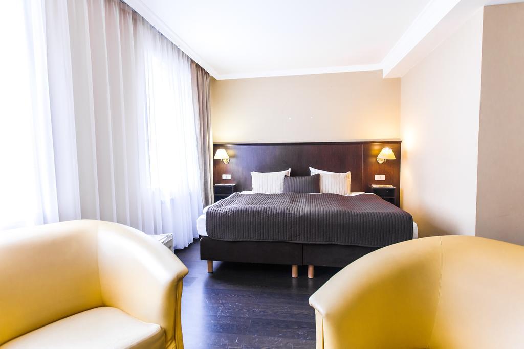 Spa Hotel Panorama Karlovy Vary Bagian luar foto
